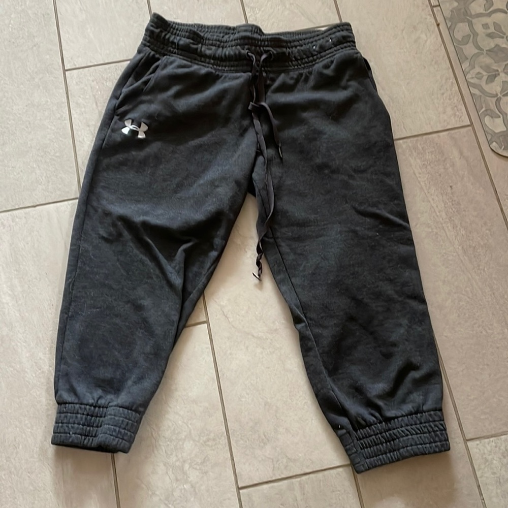 UA Womens capri length sweats